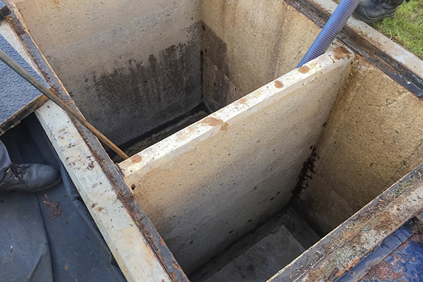Grease Trap Cleaning Services